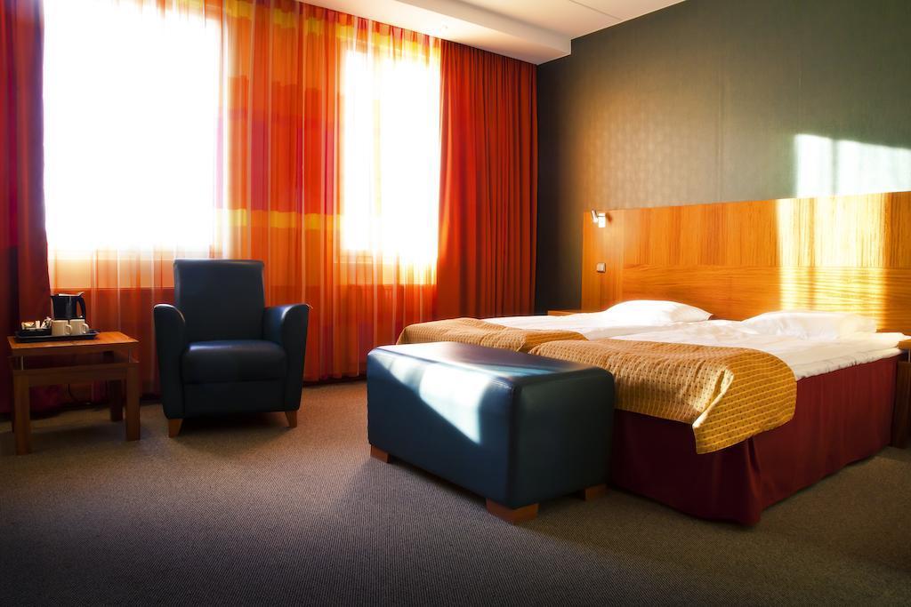 Hotel Oscar Varkaus Exterior photo