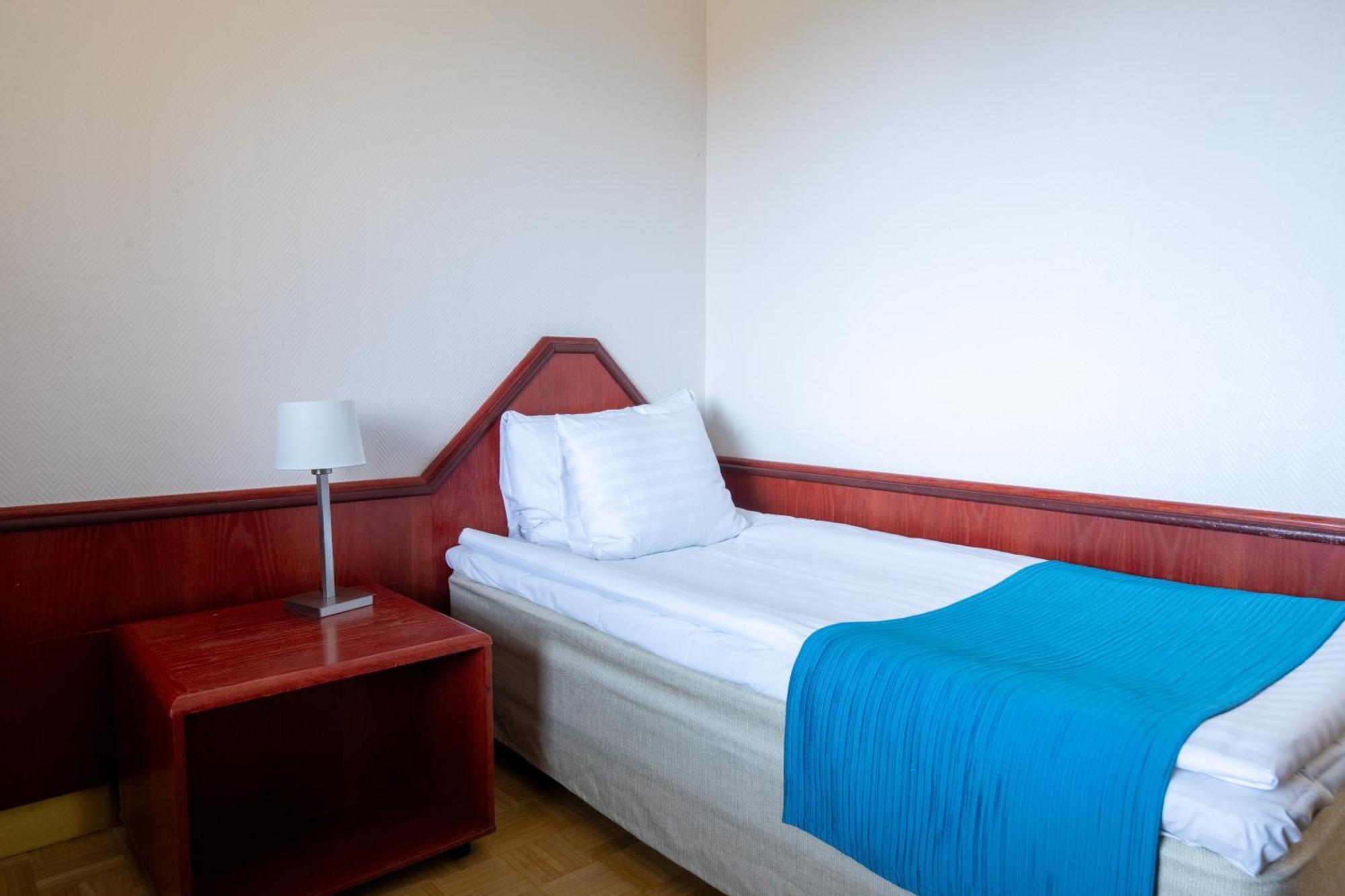 Hotel Oscar Varkaus Room photo